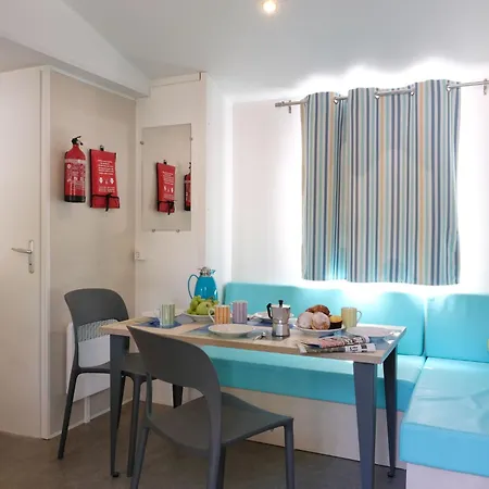 Iscrixedda By Interhome לוצוראי